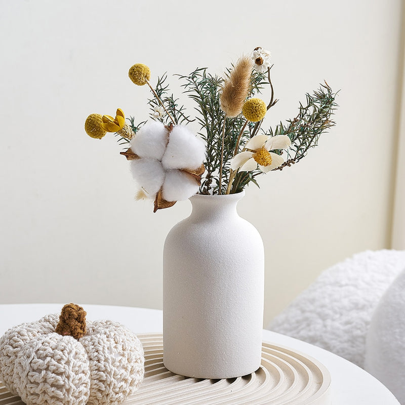 Simple Ceramic Vase Dining Table Decorations